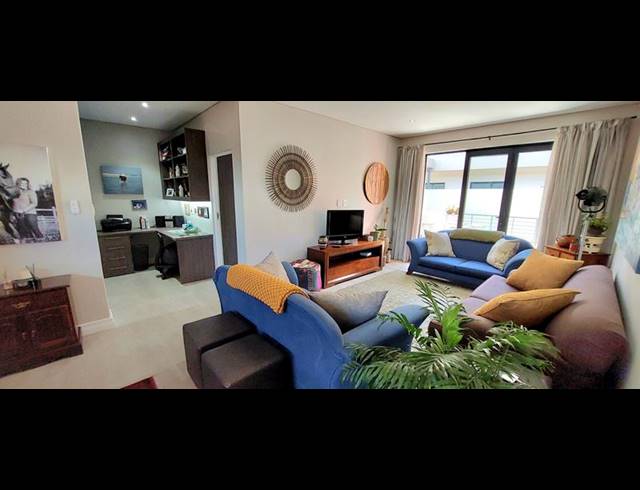 2 BEDROOM APARTMENT FOR SALE IN MENLO PARK